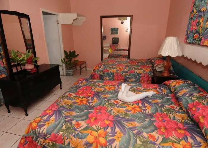 Verney House 3*